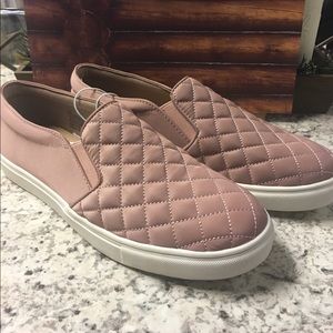 Women’s Reese sneakers